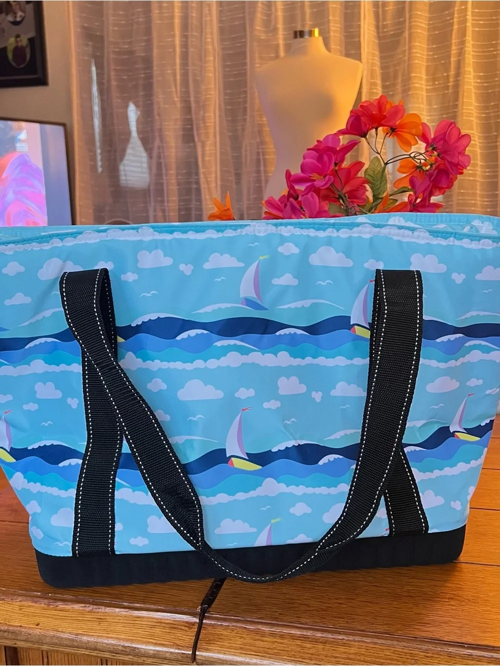 Scout 'Totes My Boat' Limited Edition Cools Gold Crossbody Soft Cooler X-Large